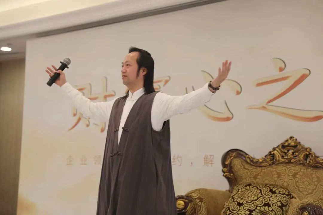 02f0aaa1427246a58099117e59eff93.jpg 图片